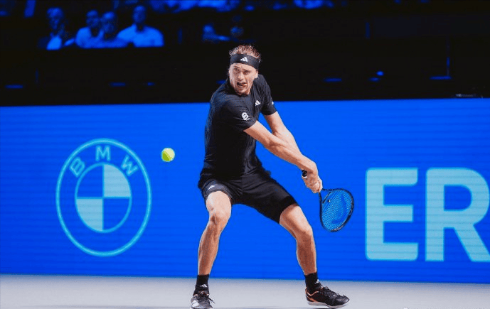 年终总决赛横扫ATP总决赛，兹维列夫点燃赛场