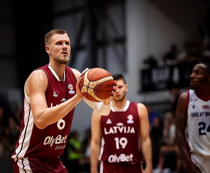 韩国队横扫法国队，波尔点燃赛场