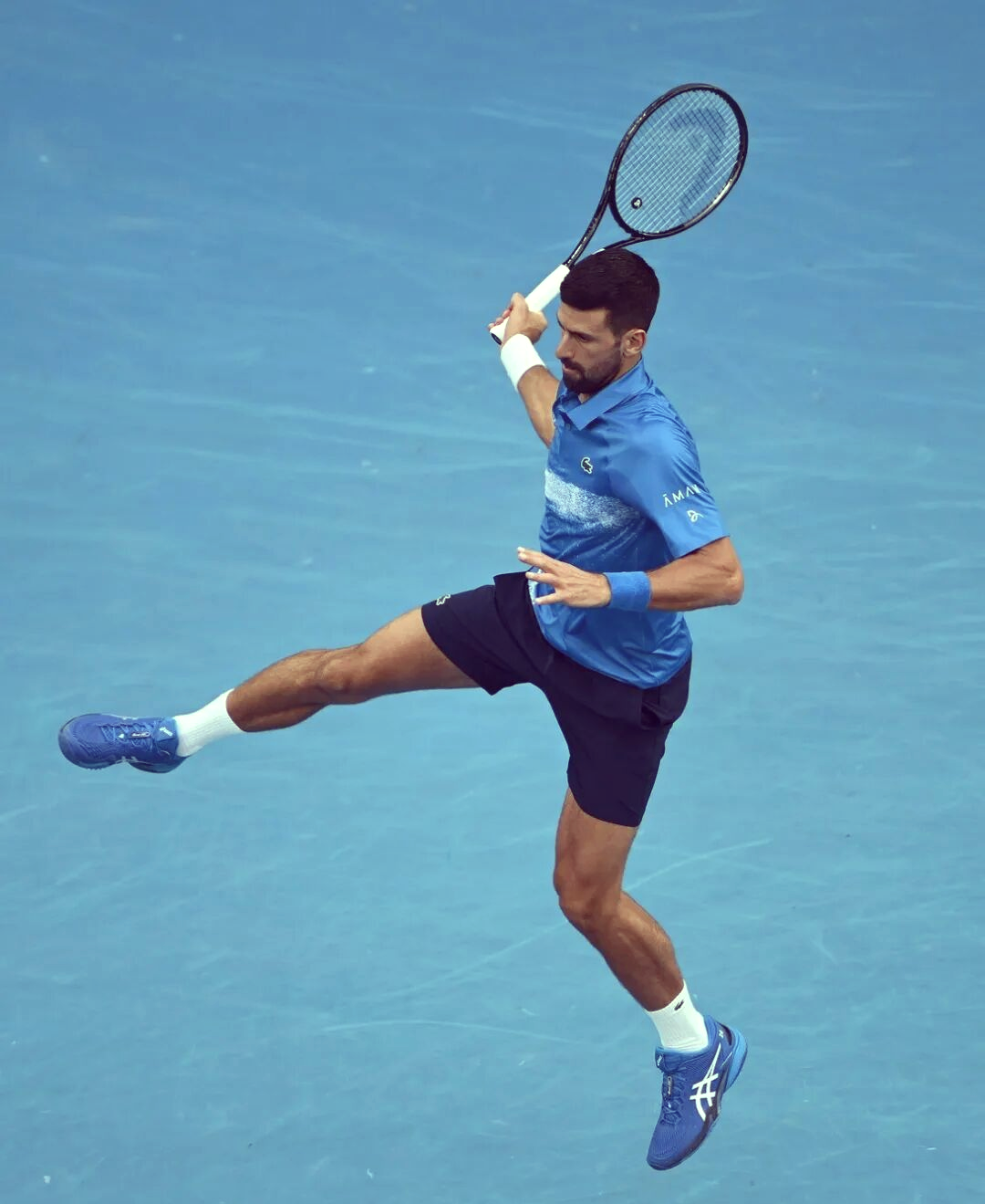 戴维斯杯险胜澳网，德约科维奇点燃赛场