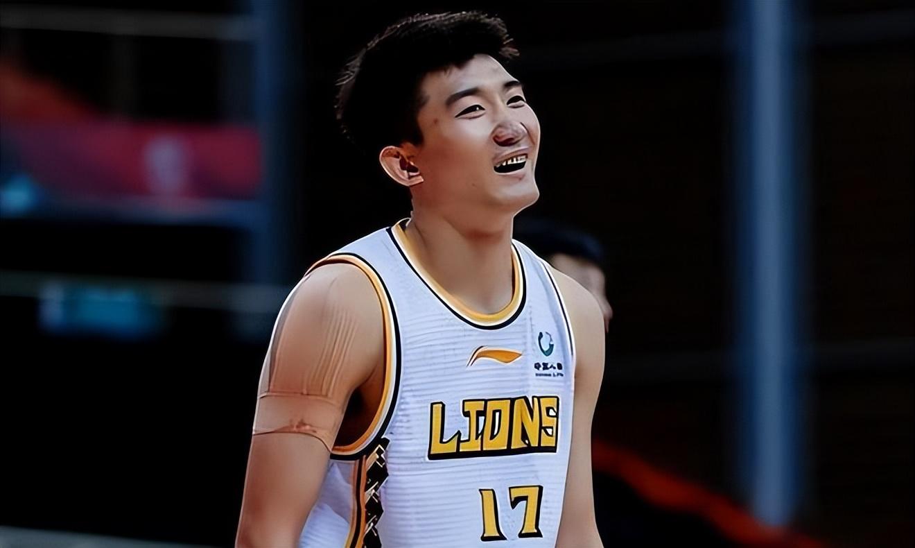 江苏队鏖战辽宁队，孙铭徽带队取胜