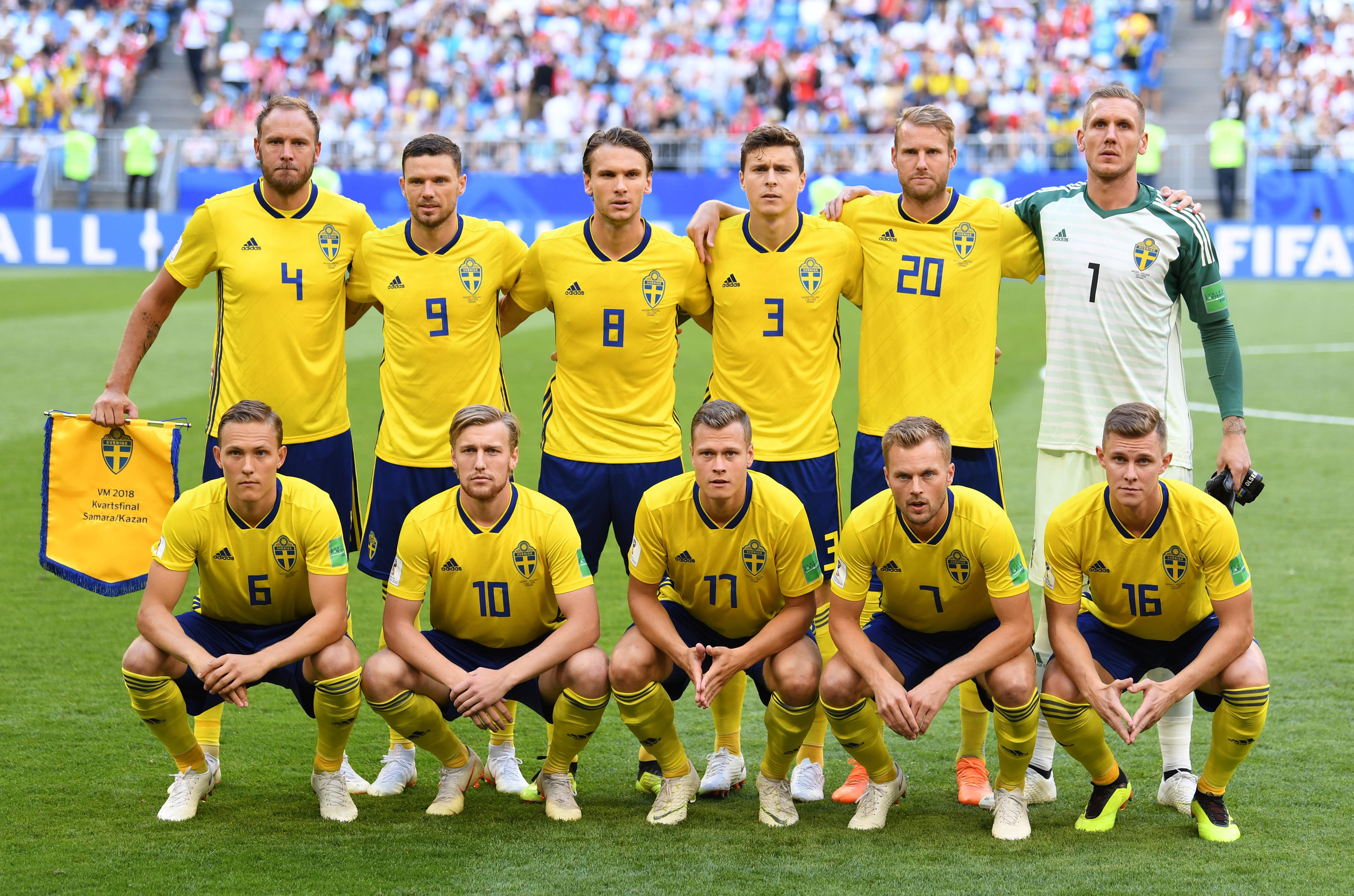 英格兰队力克瑞典队，梁靖崑关键制胜