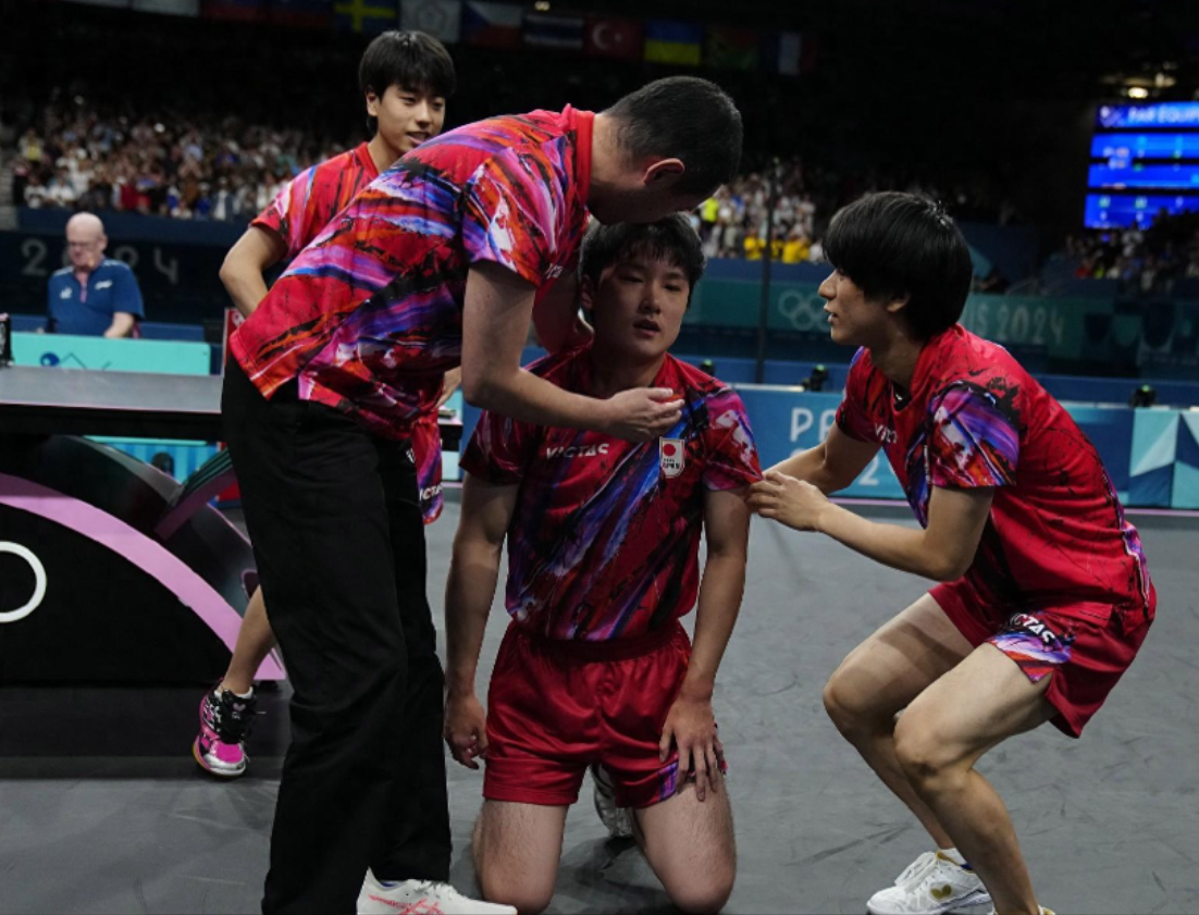 日本队绝杀德国队，张本智和点燃赛场