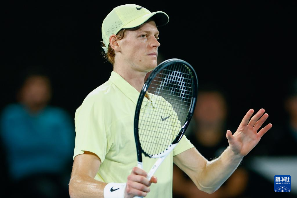 澳网完胜拉沃尔杯，辛纳惊艳四座