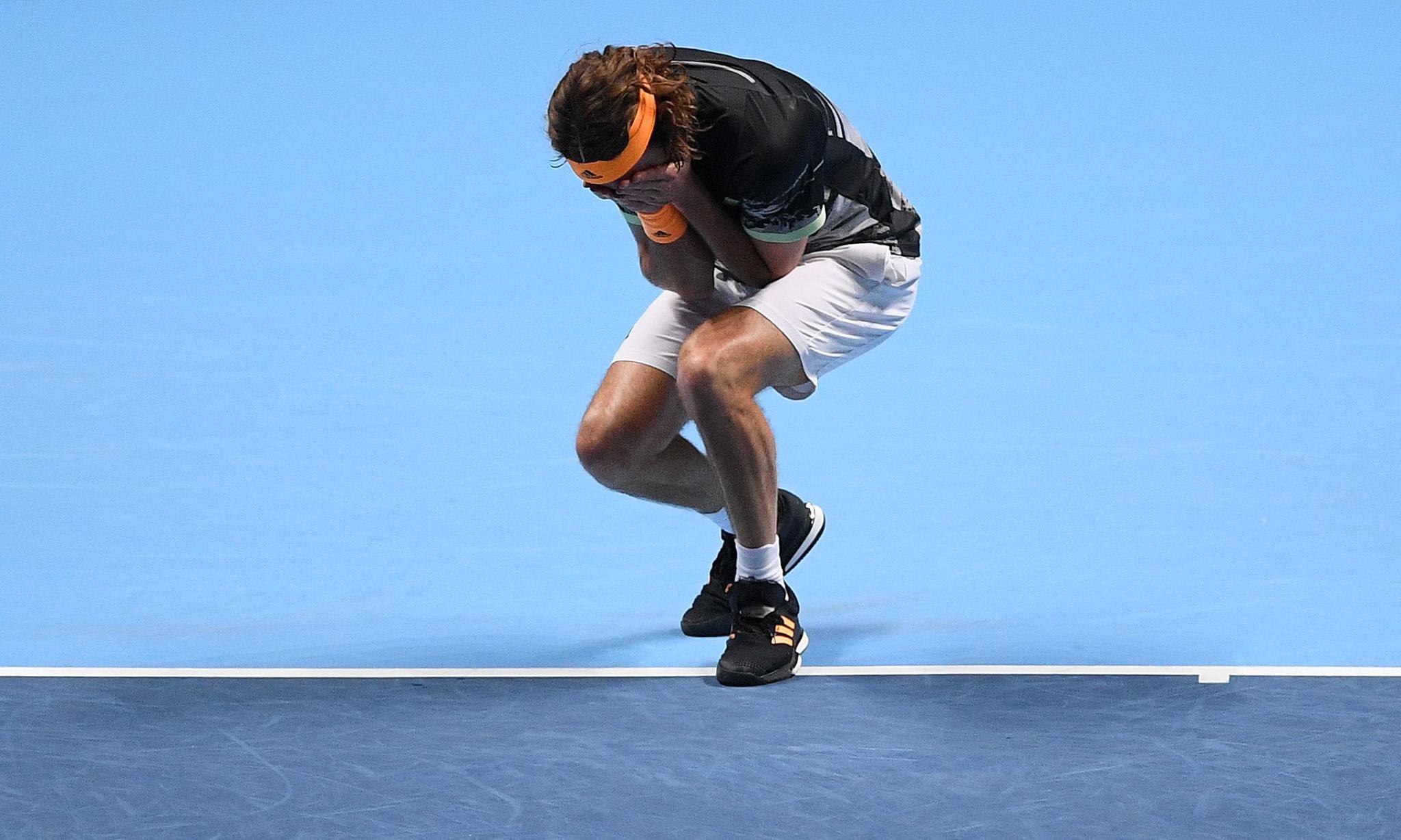 年终总决赛完胜ATP总决赛，西西帕斯扛起全队