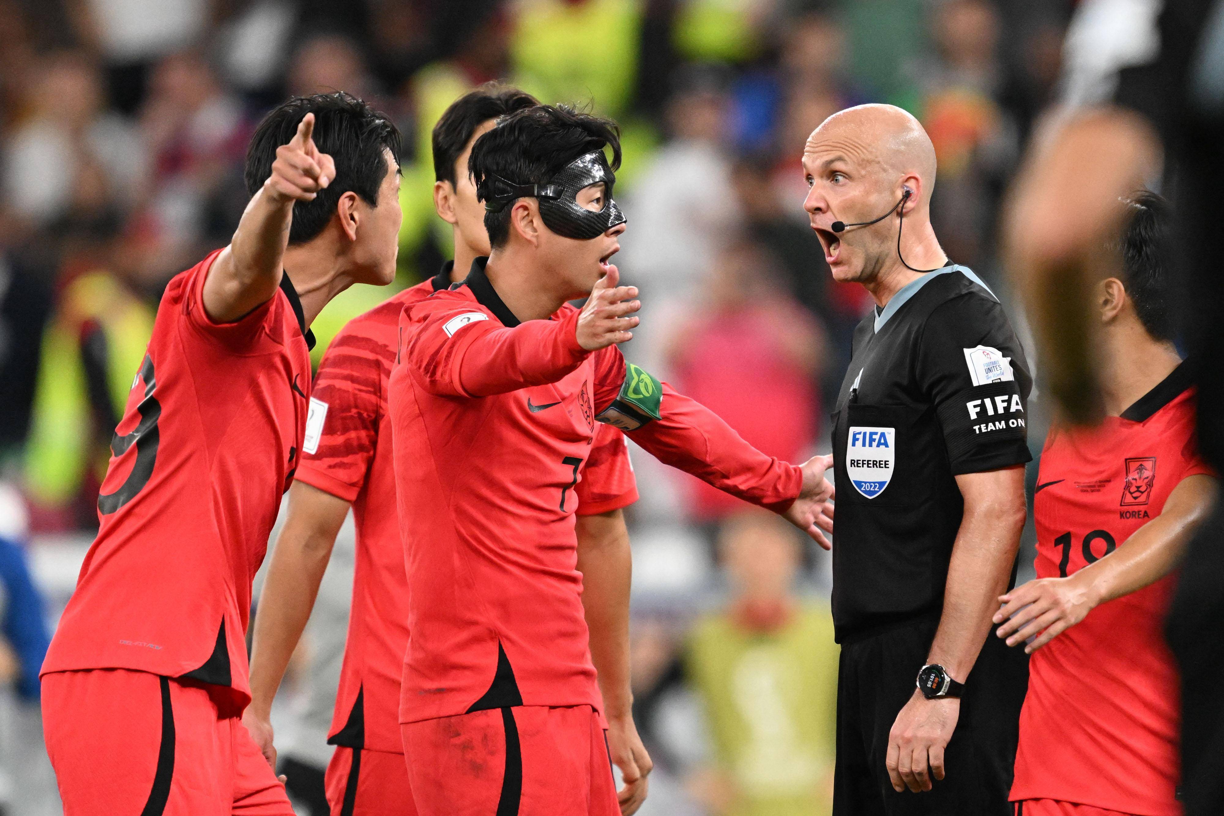 韩国队翻盘丹麦队,石宇奇刷新纪录 韩国队翻盘丹麦队,石宇奇刷新纪录