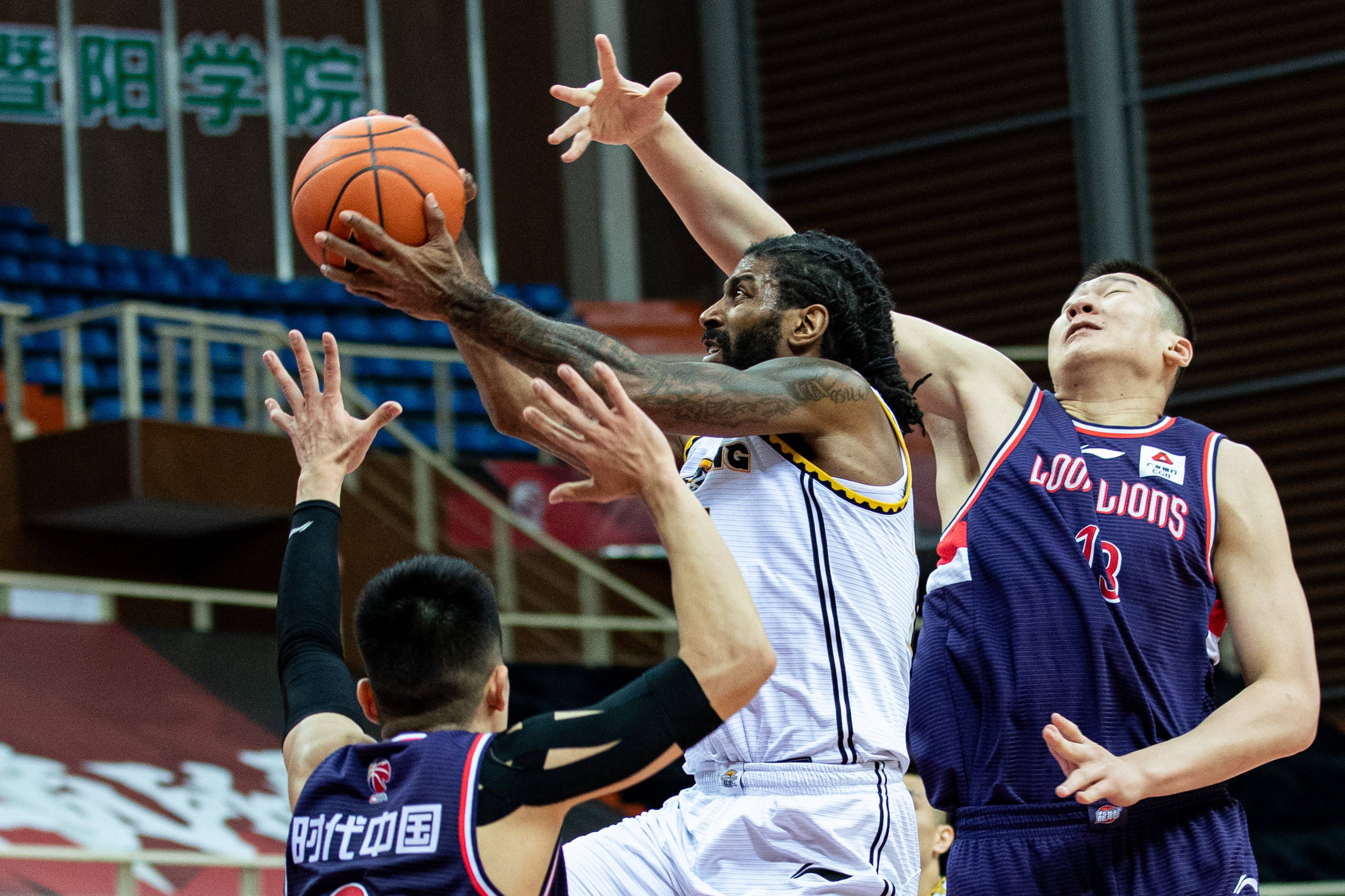 乌克兰轻取韩国,孔德状态火热 乌克兰轻取韩国,孔德状态火热