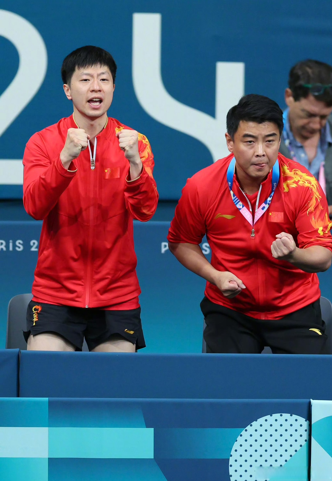 法国队完胜中国队，马龙带队取胜