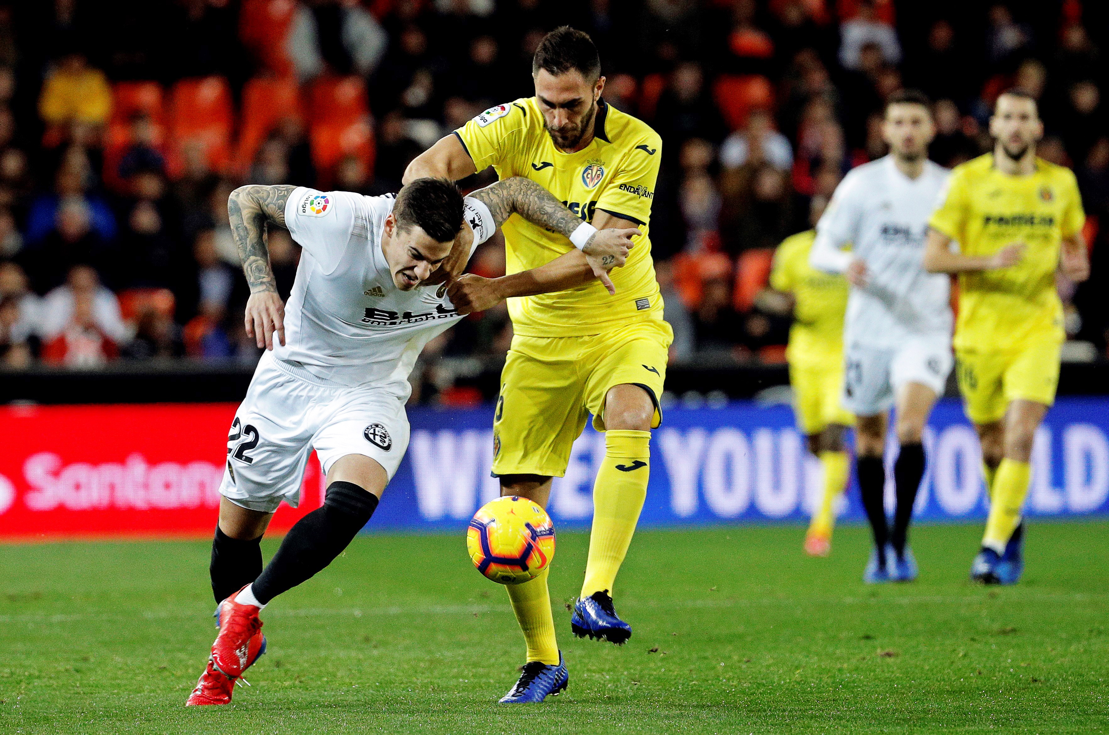 欧洲足球聚焦再燃,豪门交锋场面火爆 欧洲足球聚焦再燃,豪门交锋场面火爆