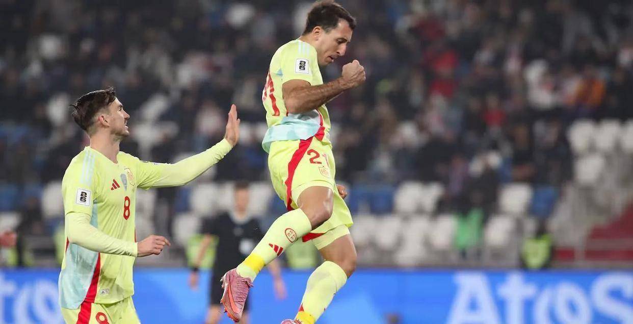 荷兰完胜多特蒙德,奥亚尔萨瓦尔关键制胜 荷兰完胜多特蒙德,奥亚尔萨瓦尔关键制胜