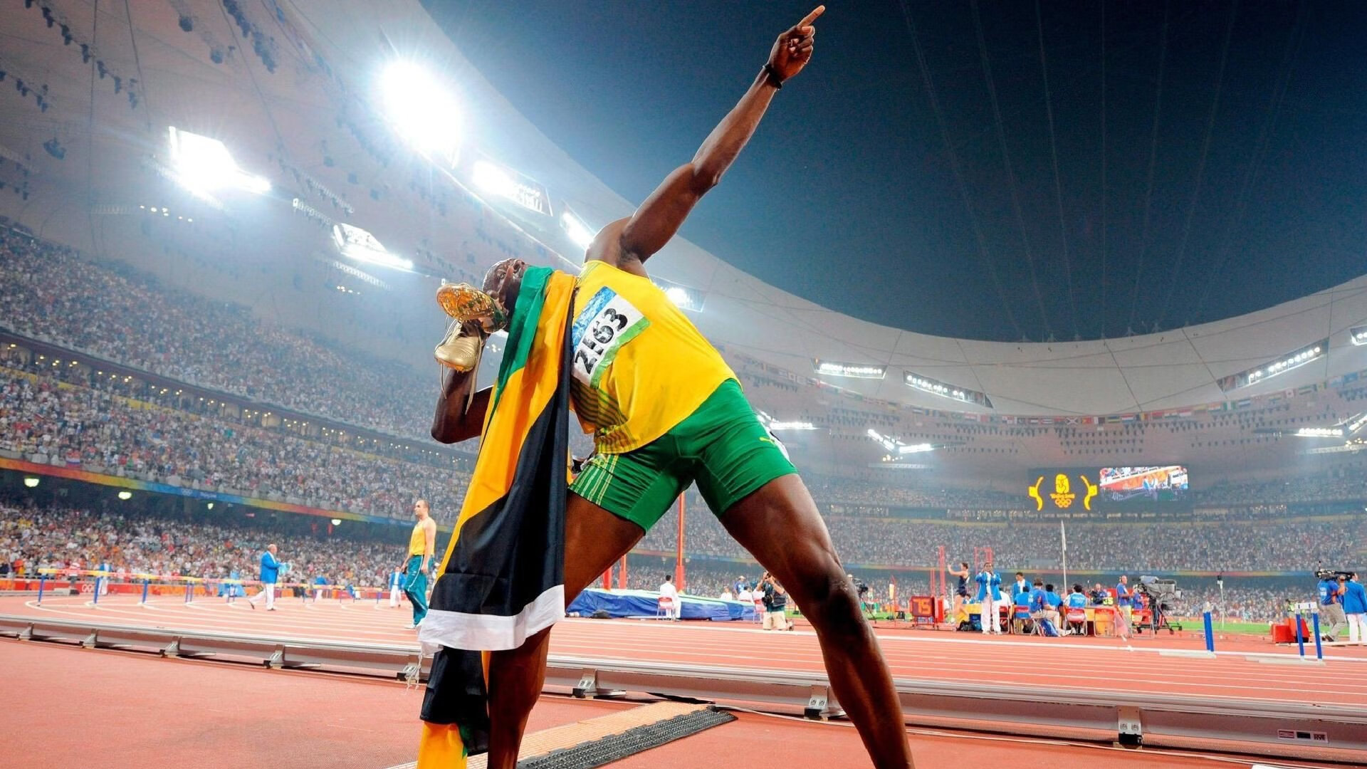 一锤定音!利拉德末节狂飙导演逆转,活塞主场力克雷霆止连败