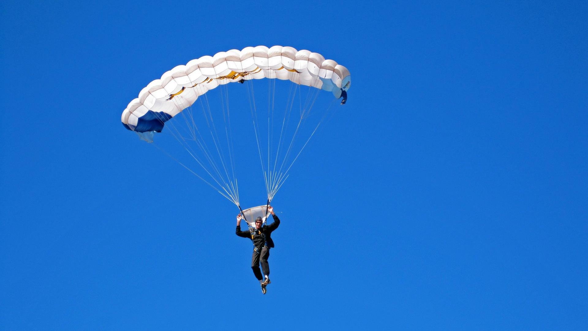 开拓者力克骑士,切特·霍姆格伦,从新秀到关键先生的蜕变