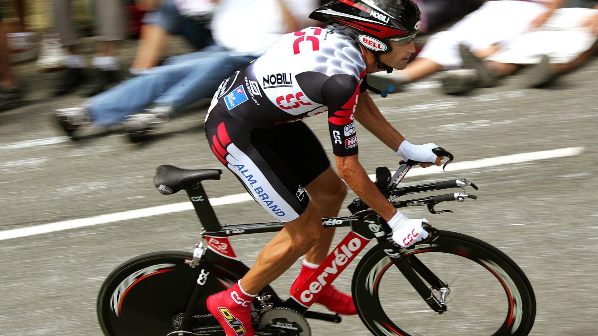 从深圳到孟菲斯,再到世界之巅,硬仗基因如何塑造新一代篮球主宰者